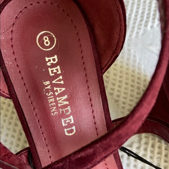 ❤️🆕REVAMPED VELVET BLOCK HEELS 👠 ❤️ - Picture 3 of 8